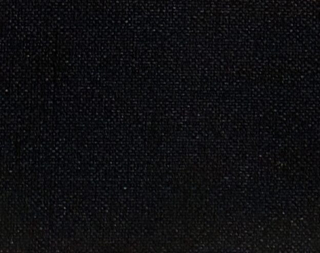 ログウッドを鉄媒染して染め上げた黒色