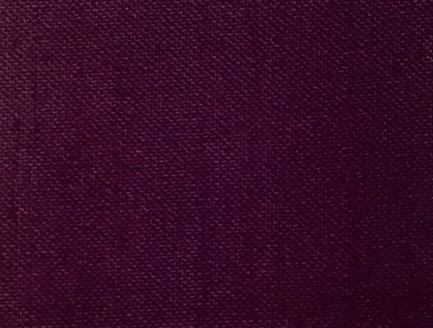 紫草を明晩（ミョウバン）媒染を用い、60度の染め液で染色した際の色合いの例