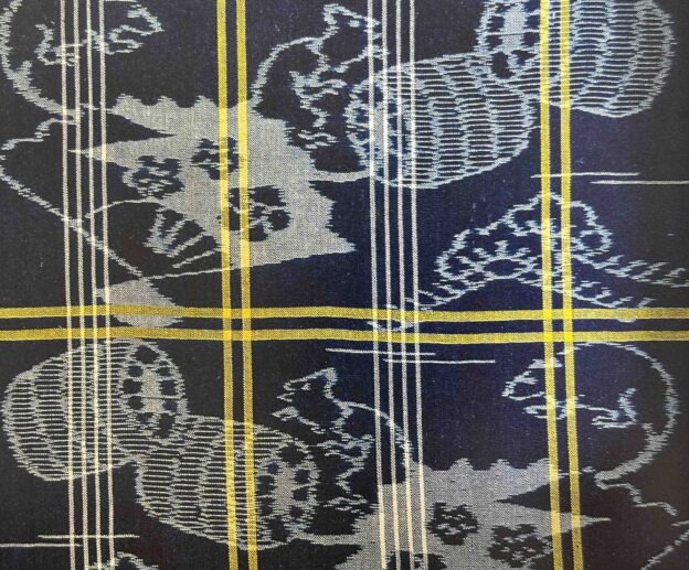 絵絣（えがすり）文様,「二筋格子棒縞に豊作祝儀文様(米俵に鼠、扇面、笠松)」
